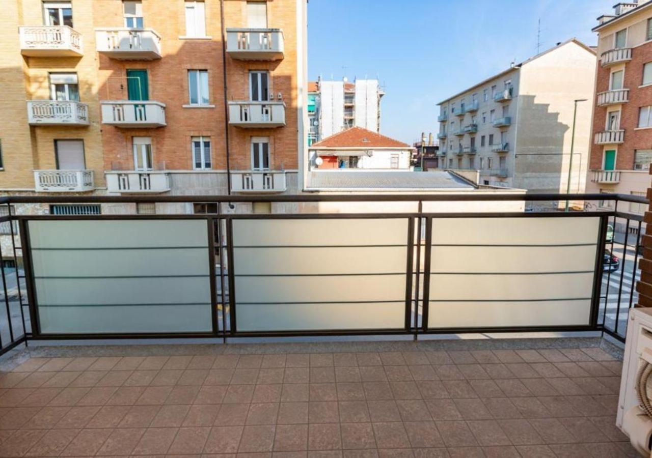 טורינו Comfy Cozy Apartment Close To Metro מראה חיצוני תמונה